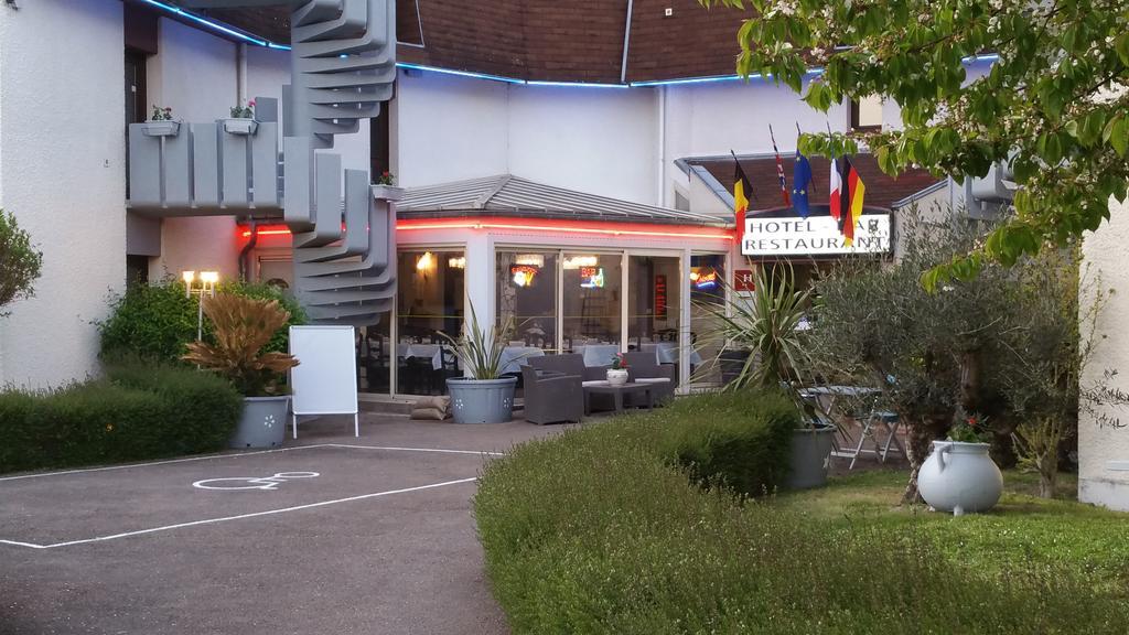 Hotel Le Chantereigne Les Noes-pres-Troyes Екстериор снимка